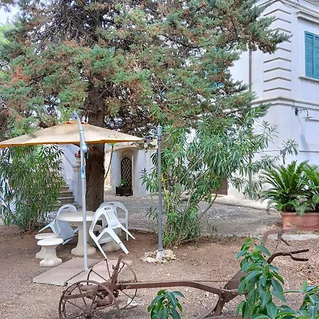 Апартаменты Piano Terra Lanza *