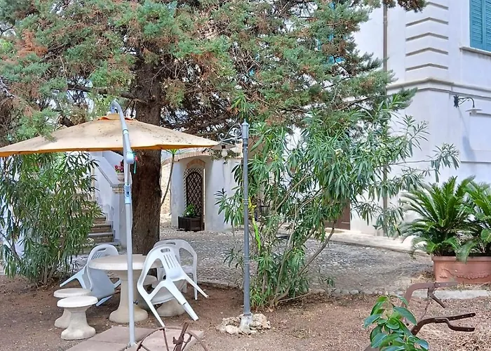 Апартаменты Piano Terra Lanza *